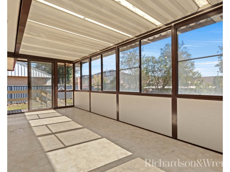 10 Northwind Avenue, Point Clare NSW 2250