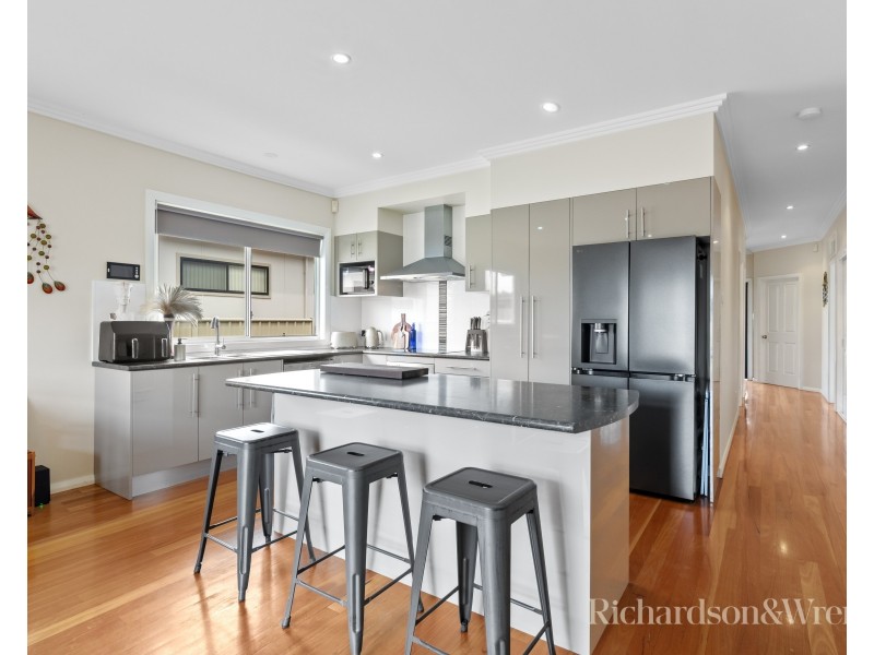 13 Birdwood Avenue, Umina Beach NSW 2257