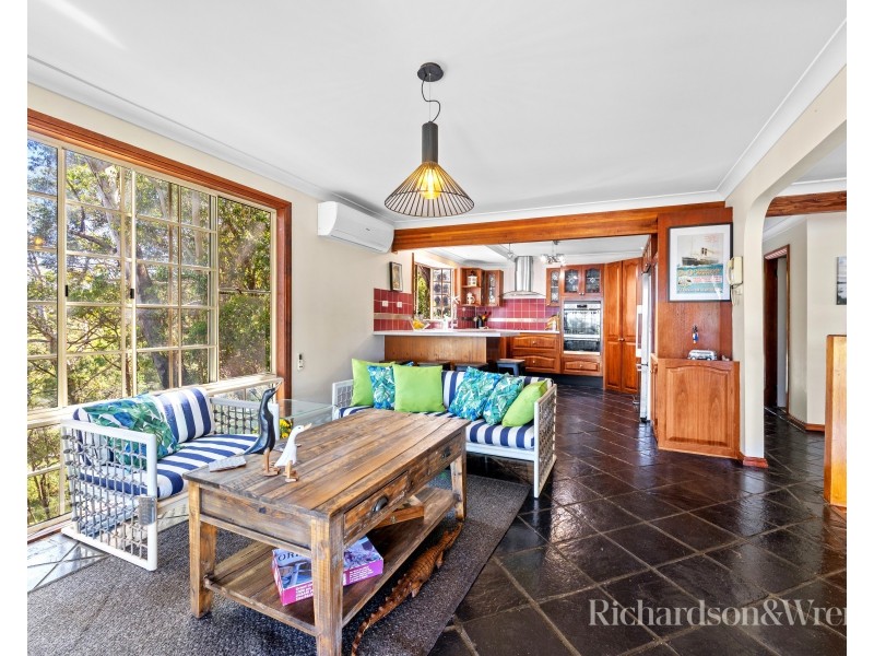 3 Daley Avenue, Daleys Point NSW 2257