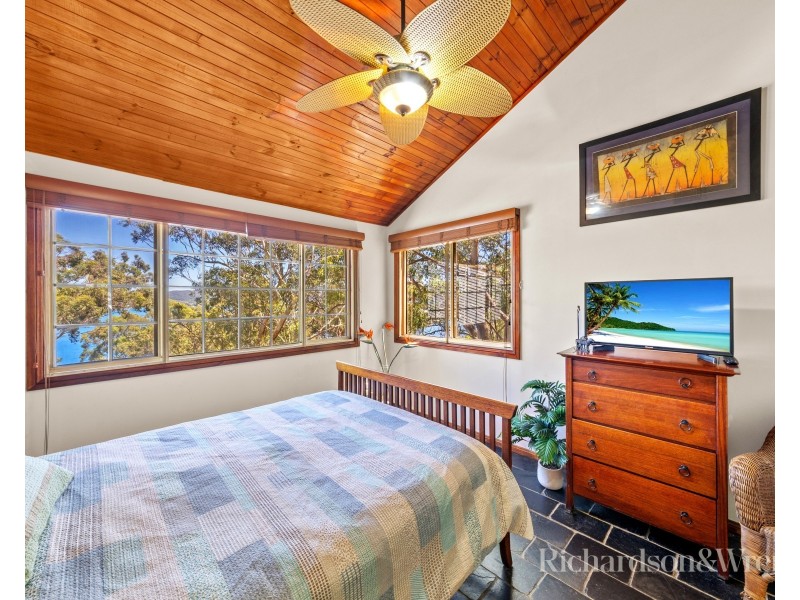 3 Daley Avenue, Daleys Point NSW 2257