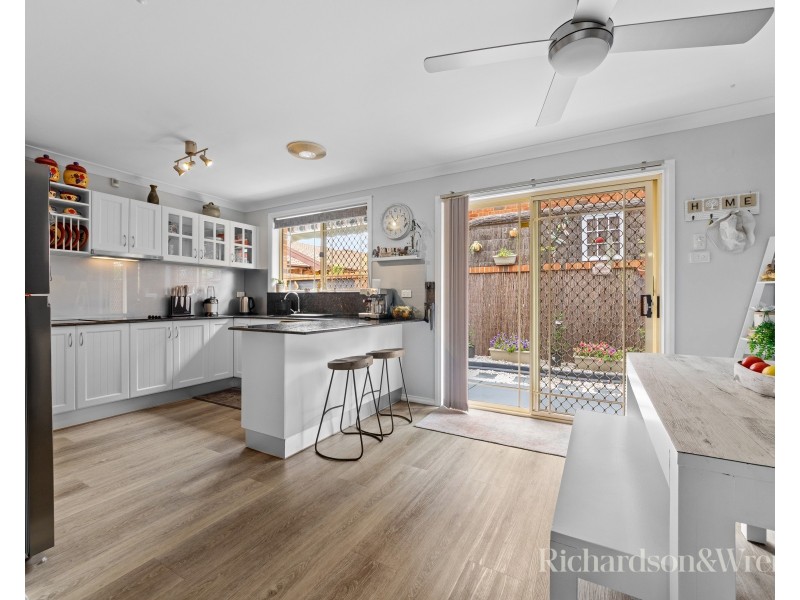 4/3 Melba Rd, Woy Woy NSW 2256