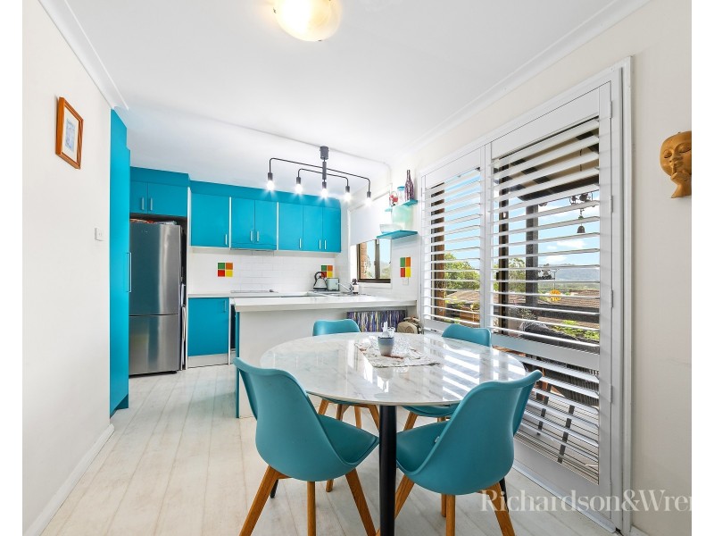 8/31 Fiona Street, Point Clare NSW 2250