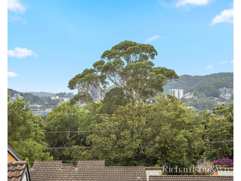 8/31 Fiona Street, Point Clare NSW 2250