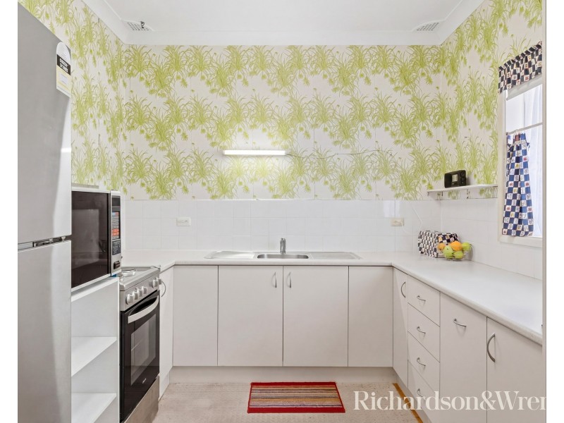 76 Paton Street, Woy Woy NSW 2256