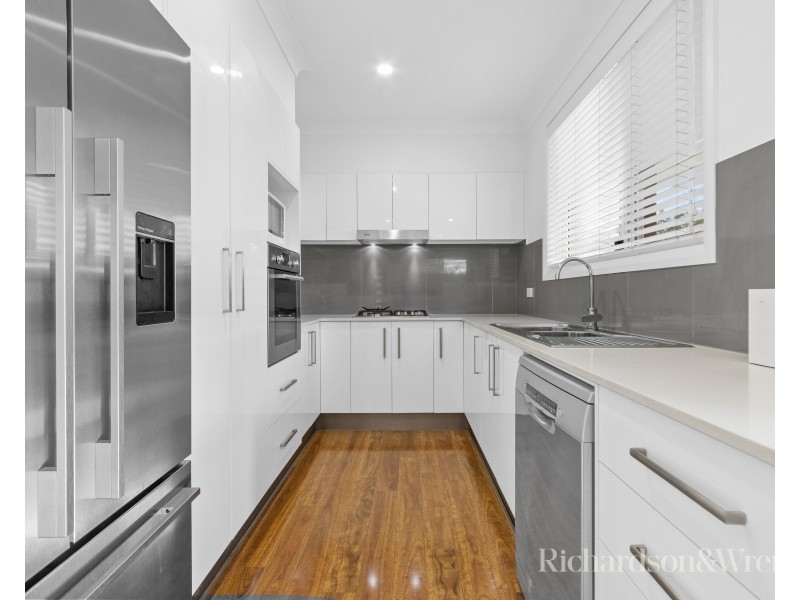 1/8 Osborne Avenue, Umina Beach NSW 2257