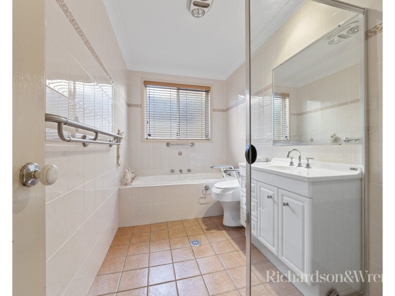 1/164 Blackwall Road, Woy Woy NSW 2256