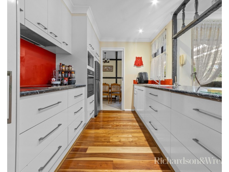 33 Marina View Pde, St Huberts Island NSW 2257