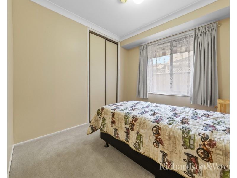 33 Marina View Pde, St Huberts Island NSW 2257