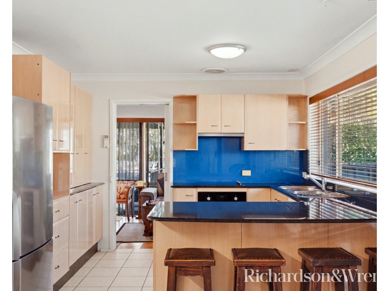 22 Jindalee Avenue, Point Clare NSW 2250