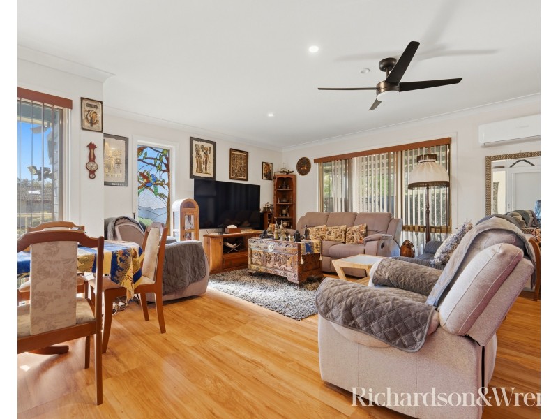 22 Jindalee Avenue, Point Clare NSW 2250