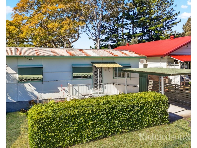 24 Welcome Street, Woy Woy NSW 2256