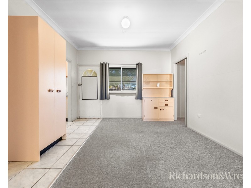 24 Welcome Street, Woy Woy NSW 2256