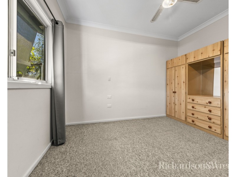 24 Welcome Street, Woy Woy NSW 2256
