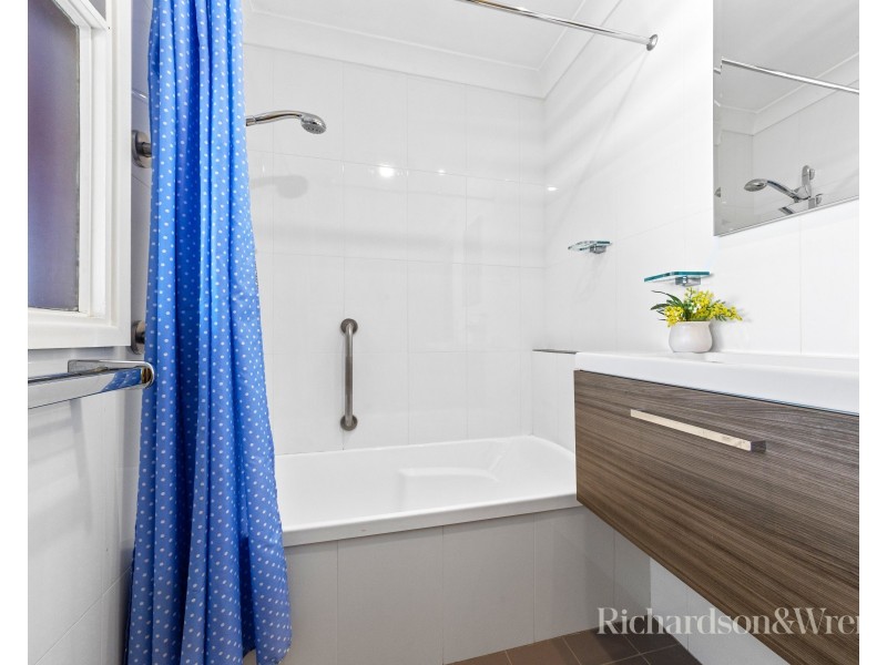19 MacLeay Avenue, Woy Woy NSW 2256