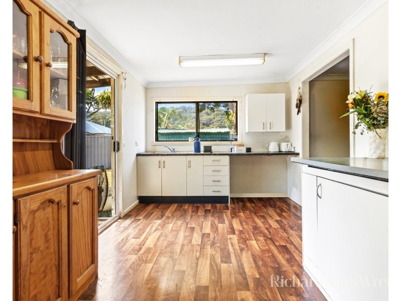 42 Gallipoli Avenue, Blackwall NSW 2256