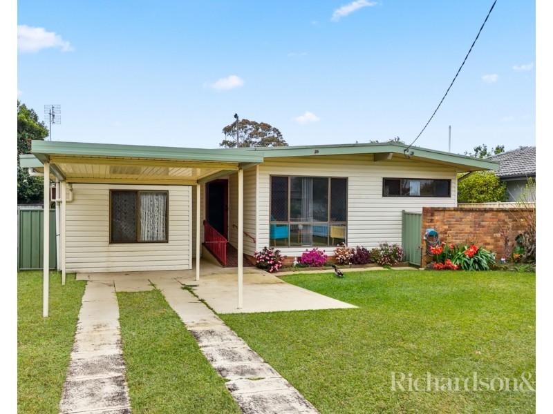 26 Robin Crescent, Woy Woy NSW 2256