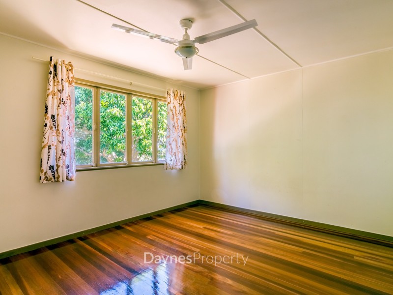 12 Desgrand Street, Archerfield QLD 4108