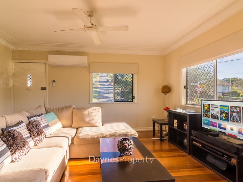 119 Nursery Road, Holland Park West QLD 4121