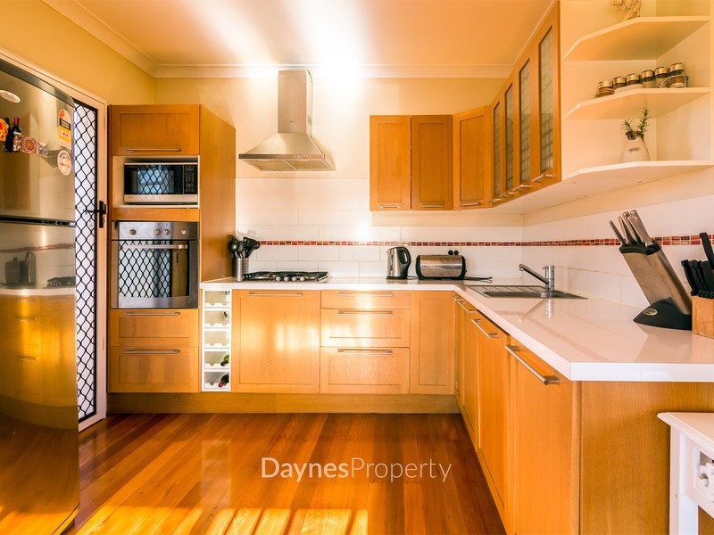 119 Nursery Road, Holland Park West QLD 4121