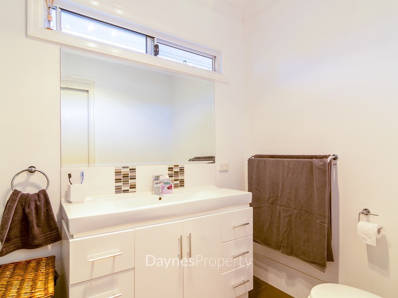 119 Nursery Road, Holland Park West QLD 4121