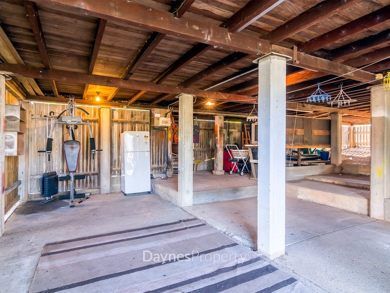 119 Nursery Road, Holland Park West QLD 4121