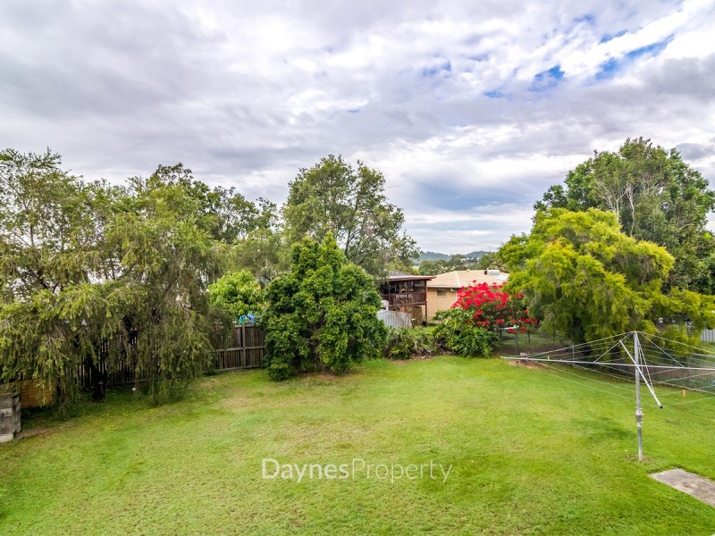15 Leawarra Crescent, Ferny Hills QLD 4055