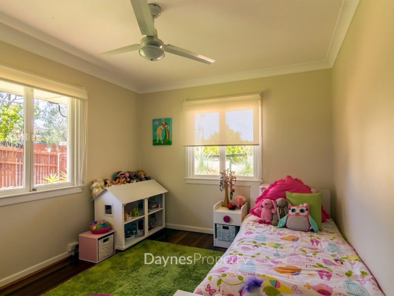 19 Luprena Street, Mansfield QLD 4122