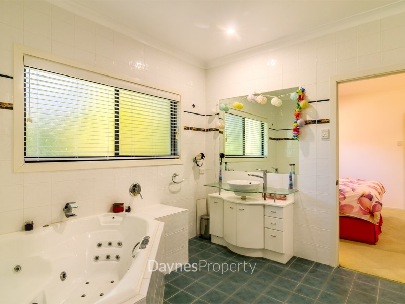 39-43 Woodend Court, Park Ridge QLD 4125