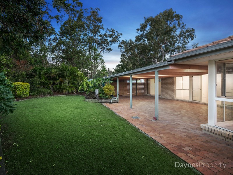 11 Chotai Place, Coopers Plains QLD 4108