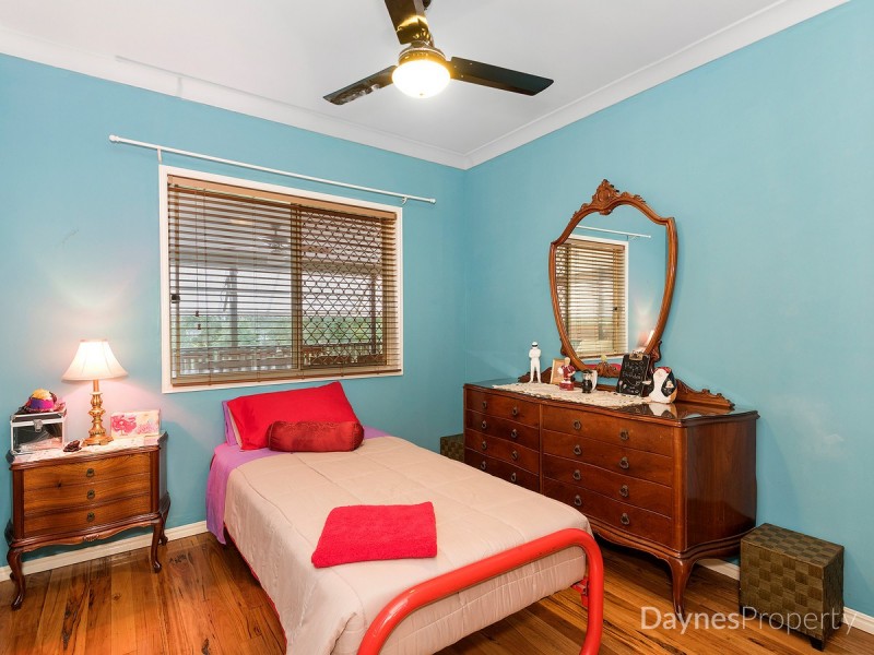 46 Roseglen Street, Greenslopes QLD 4120