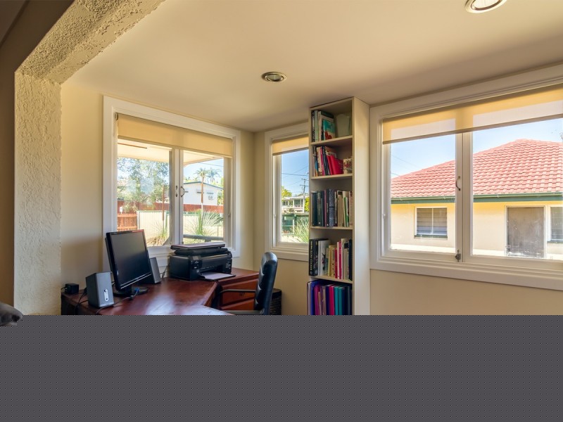 19 Luprena Street, Mansfield QLD 4122