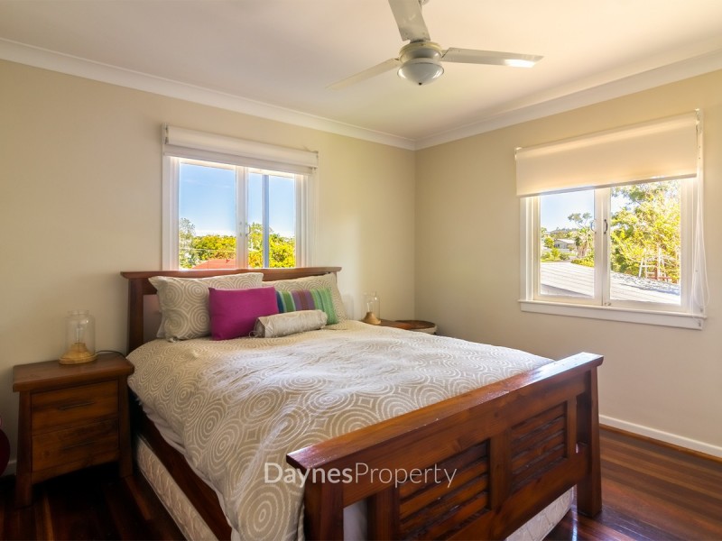 19 Luprena Street, Mansfield QLD 4122