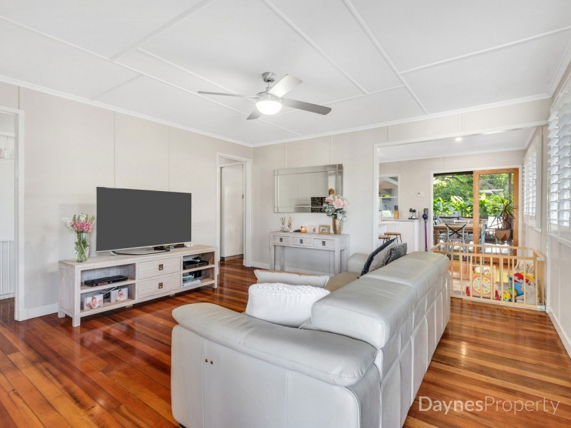 22 Pond Street, Mount Gravatt East QLD 4122