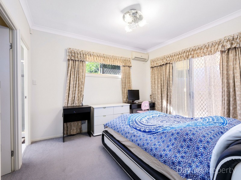 12 Gippsland Place, Calamvale QLD 4116