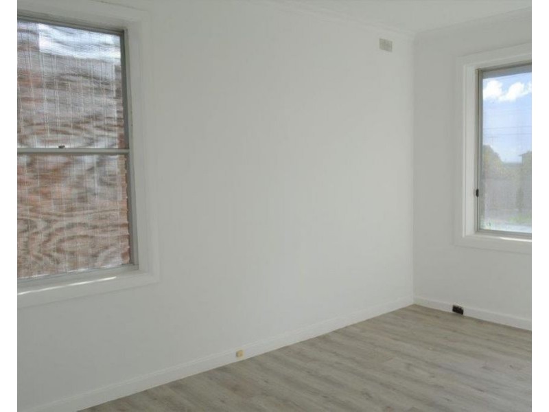 5 Henty Street, Reservoir VIC 3073