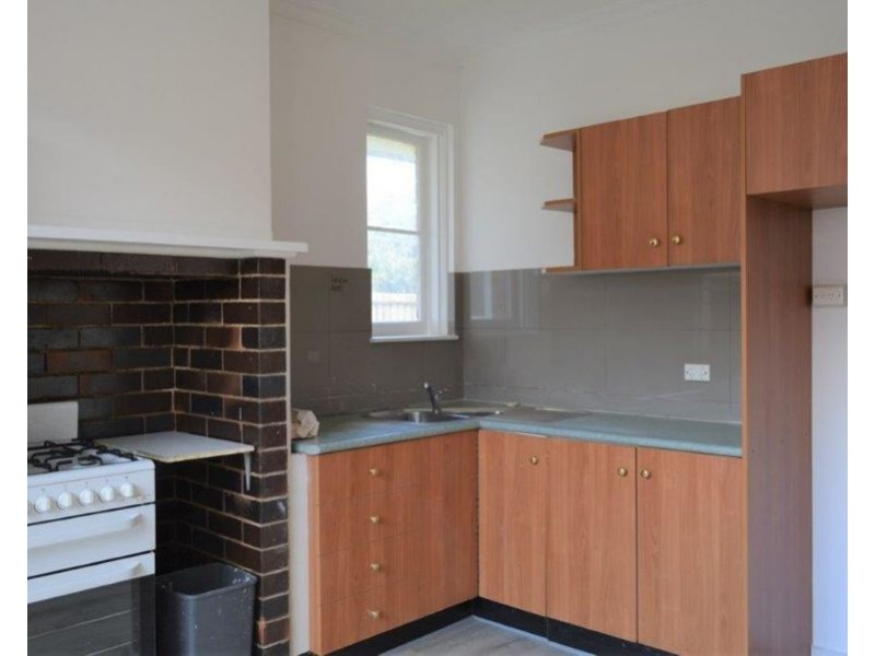 5 Henty Street, Reservoir VIC 3073