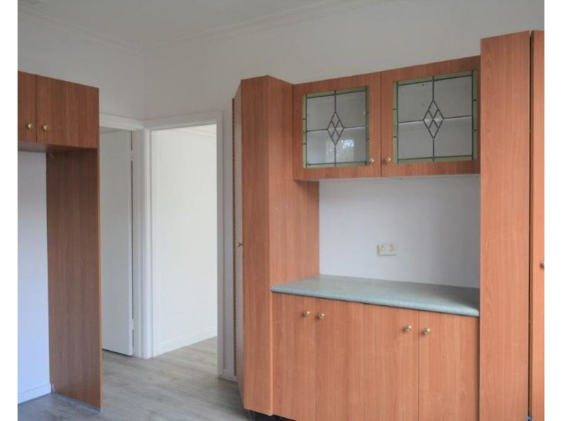 5 Henty Street, Reservoir VIC 3073