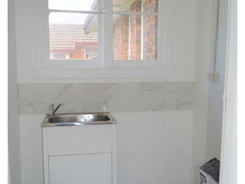 5 Henty Street, Reservoir VIC 3073