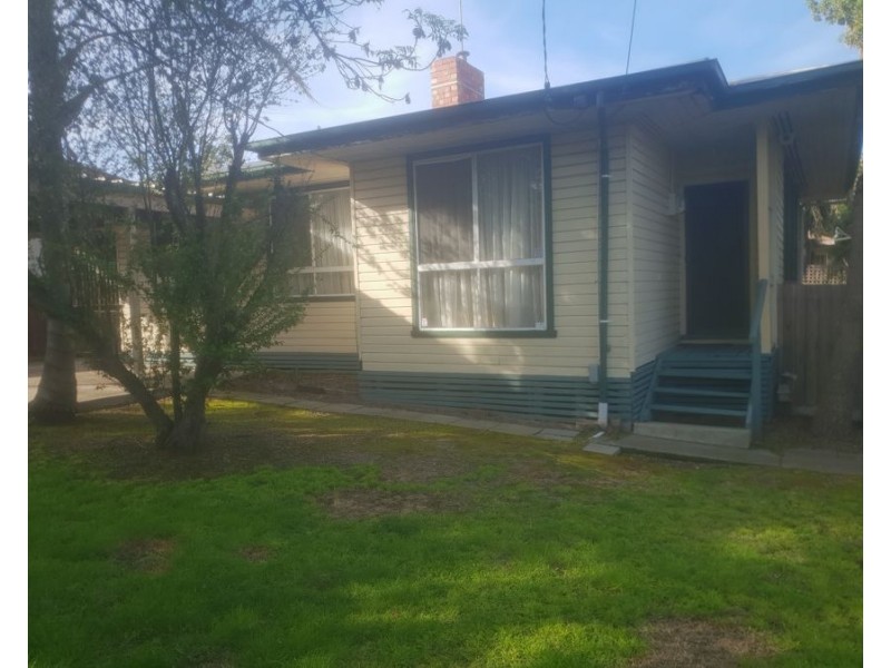 34 Strathmerton Street, Reservoir VIC 3073