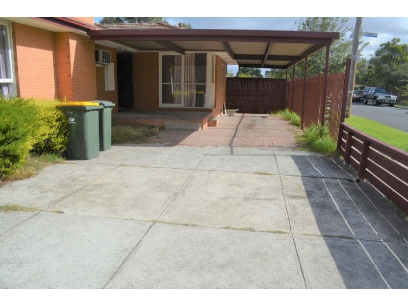 7 Diss Court, St Albans VIC 3021