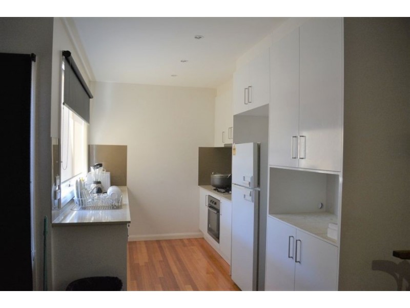 3/68 Wheatsheaf Road, Glenroy VIC 3046