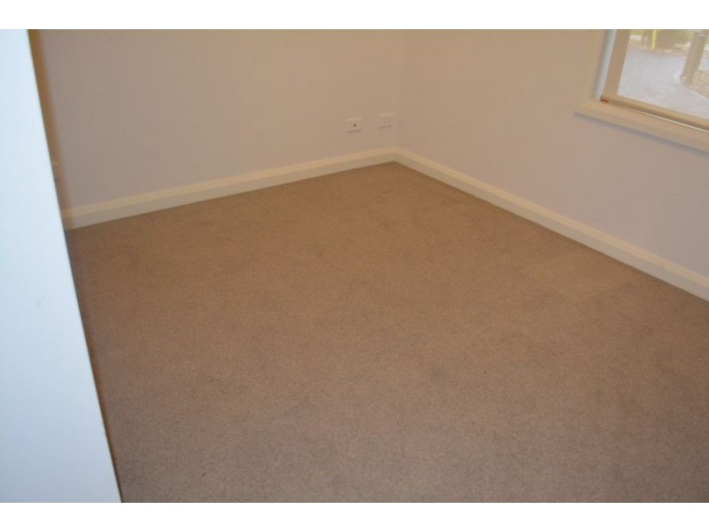 3/68 Wheatsheaf Road, Glenroy VIC 3046