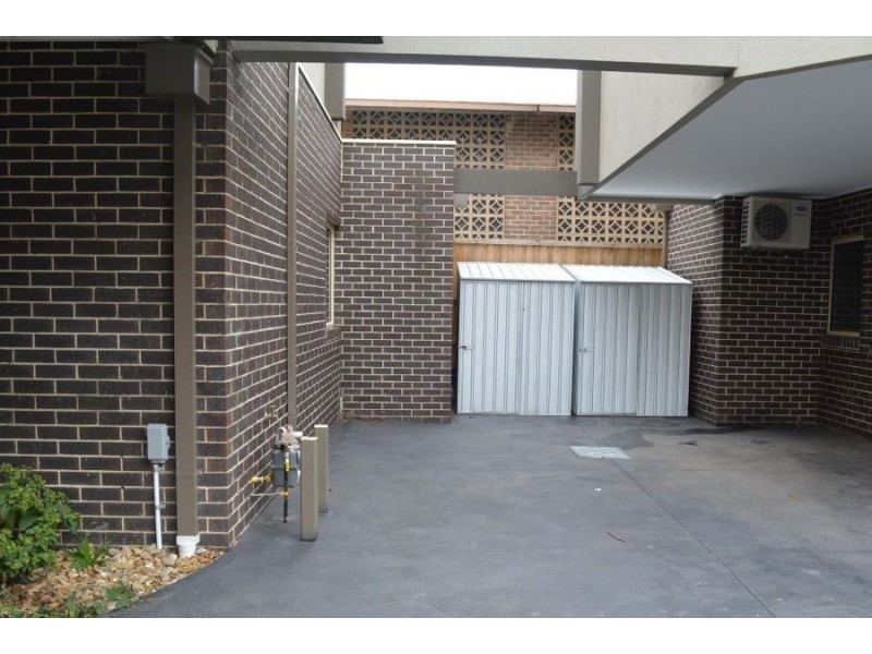 3/68 Wheatsheaf Road, Glenroy VIC 3046