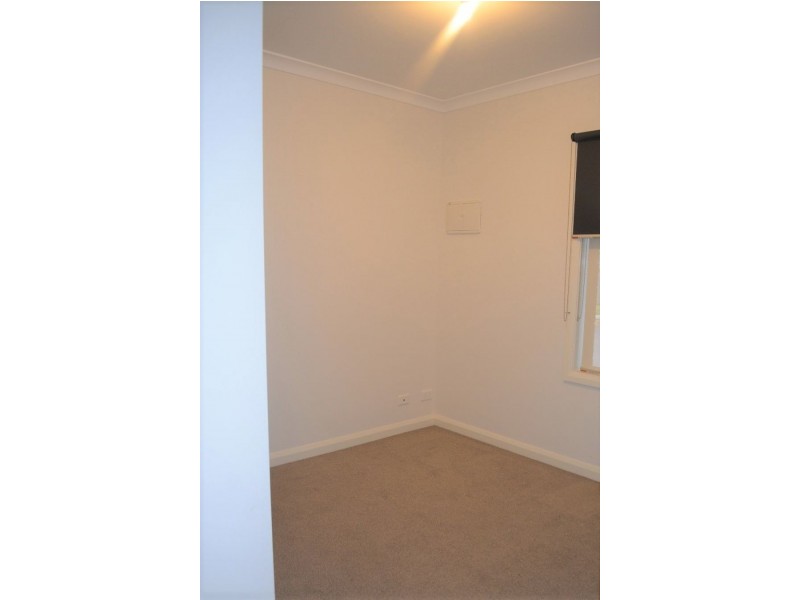 3/68 Wheatsheaf Road, Glenroy VIC 3046