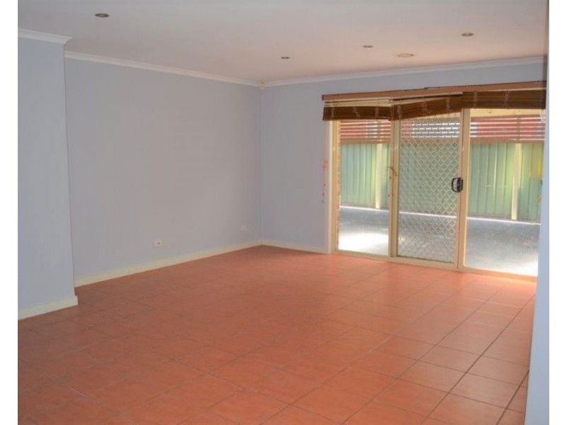 7 Prospector Drive, Cairnlea VIC 3023