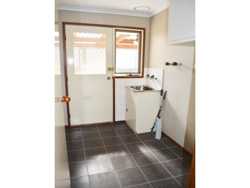 45 Barries Road, Melton VIC 3337