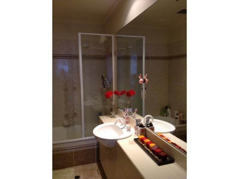 1103/83 Queensbridge Street, Southbank VIC 3006