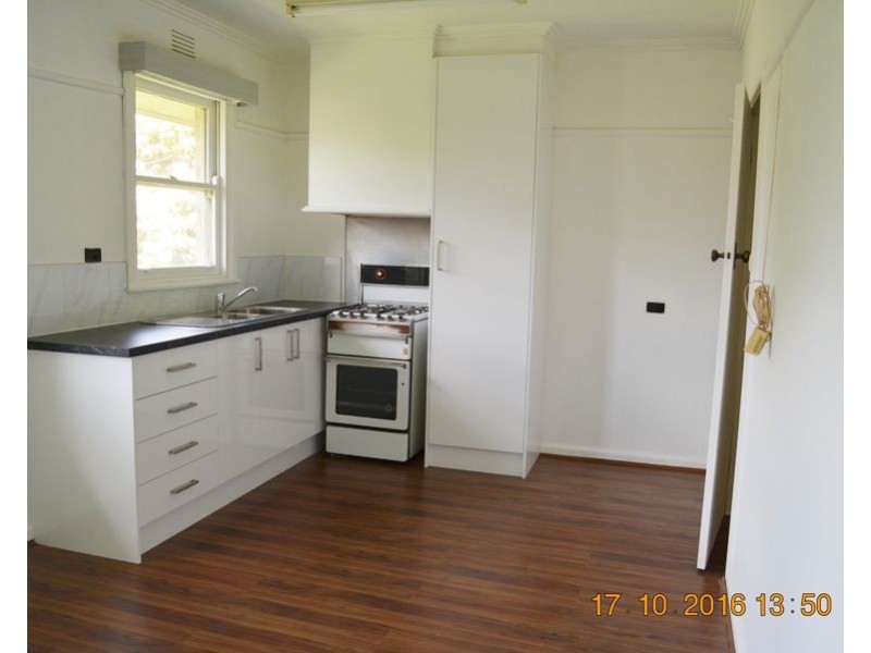 49 Hales Crescent, Jacana VIC 3047