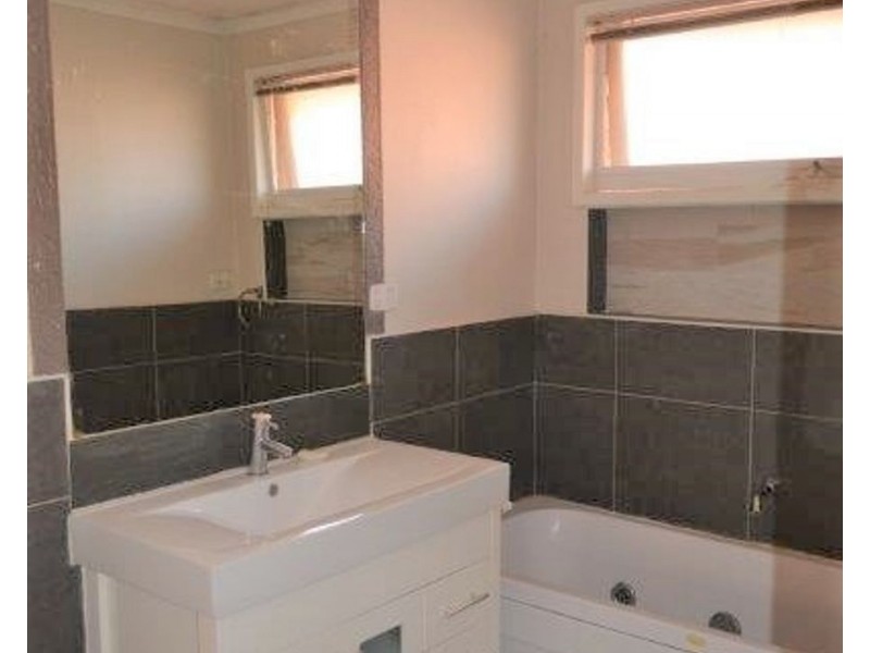 40 Christie Street, Deer Park VIC 3023