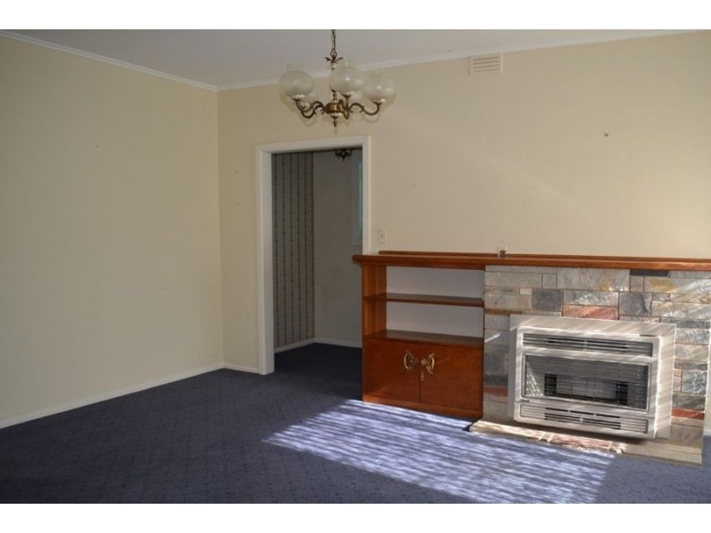87 Barton Street, Reservoir VIC 3073